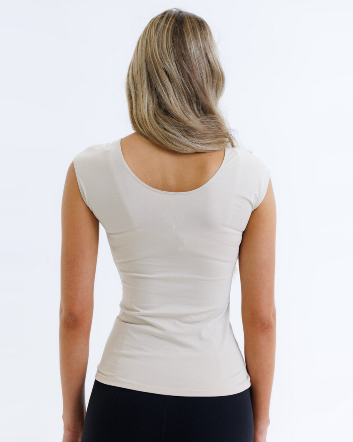 Downeast Essential Fitted Scoop-Neck Layering Tee