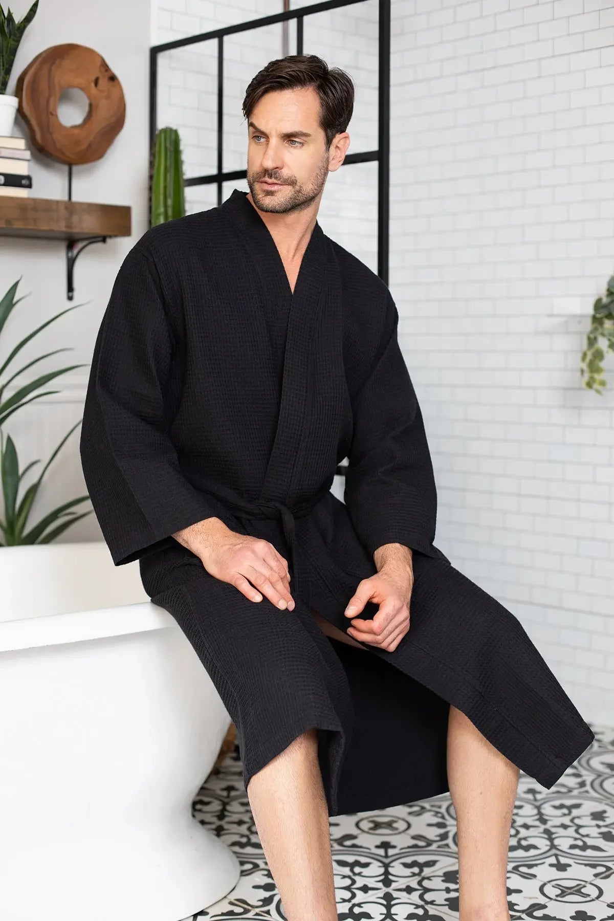 Lotus Linen Men's Lightweight Waffle Bathrobe – Kimono Collar