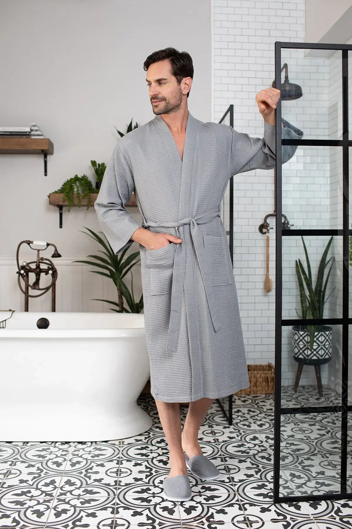 Lotus Linen Men's Lightweight Waffle Bathrobe – Kimono Collar