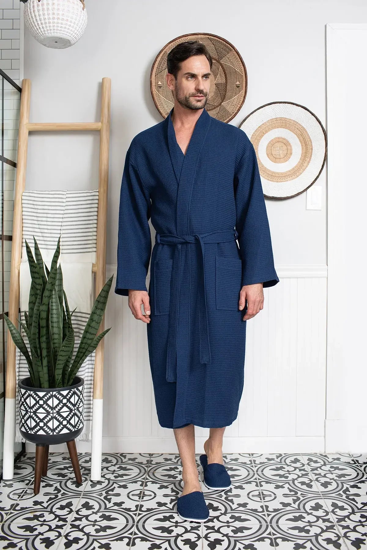 Lotus Linen Men's Lightweight Waffle Bathrobe – Kimono Collar