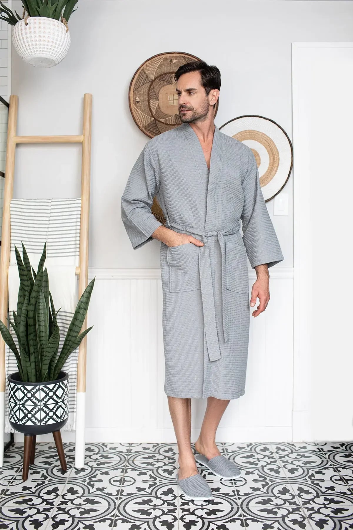 Lotus Linen Men's Lightweight Waffle Bathrobe – Kimono Collar