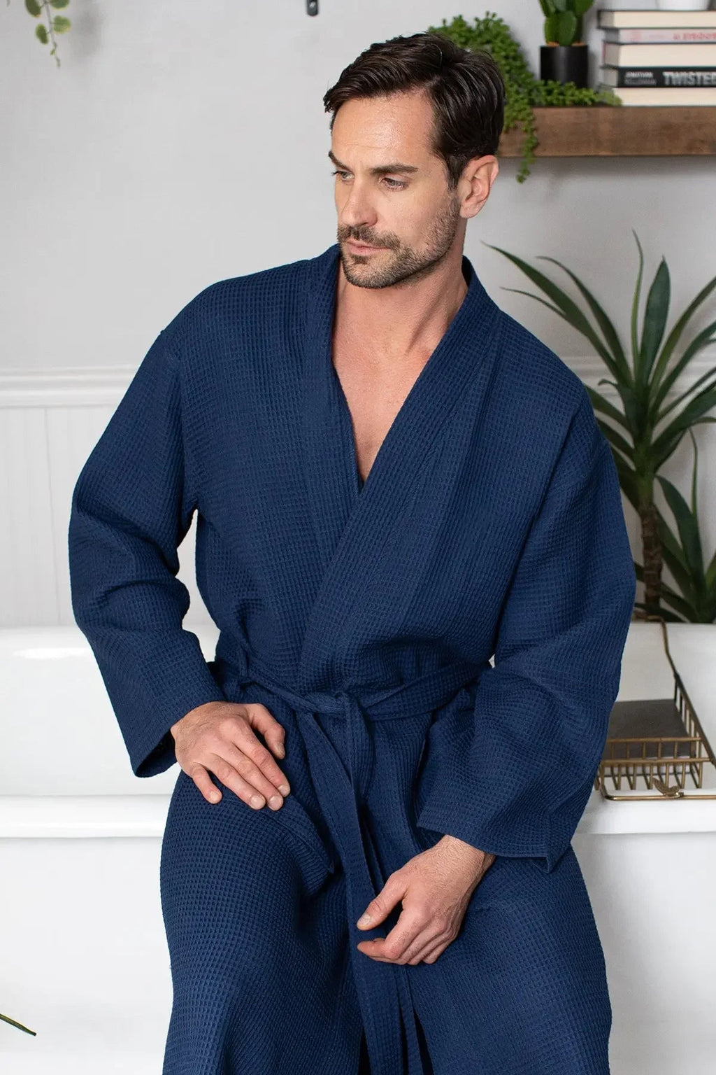 Lotus Linen Men's Lightweight Waffle Bathrobe – Kimono Collar