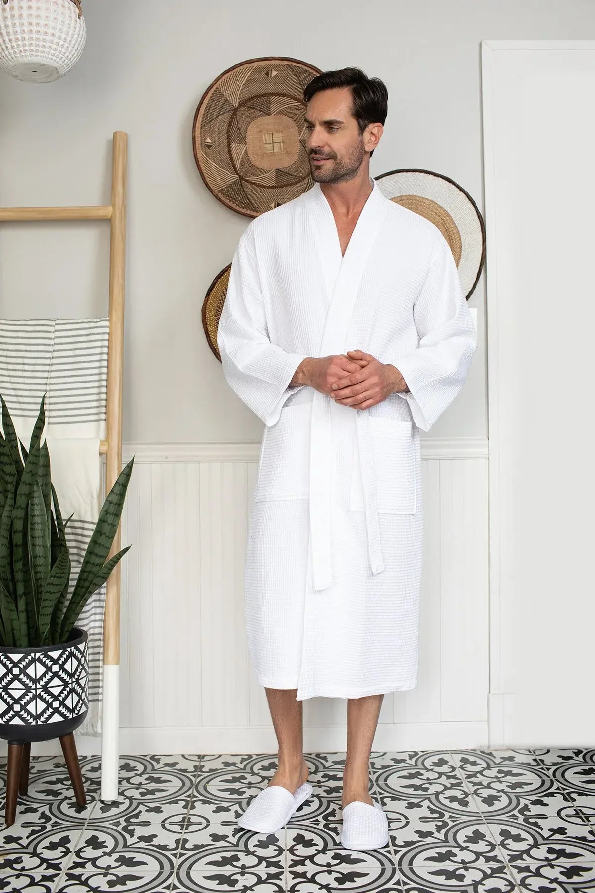 Lotus Linen Men's Lightweight Waffle Bathrobe – Kimono Collar